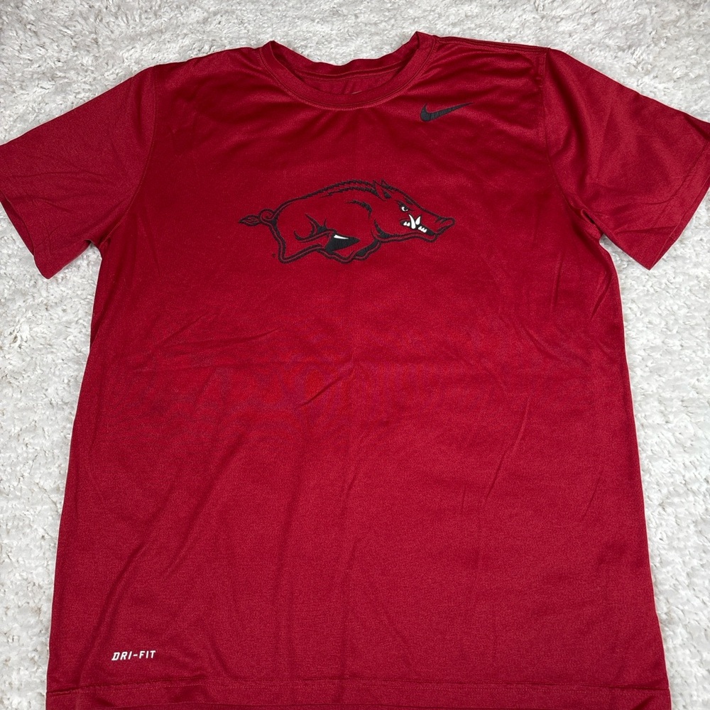 Nike Dri-FIT Arkansas Razorbacks Red Athletic Tee Shirt Men’s Large
